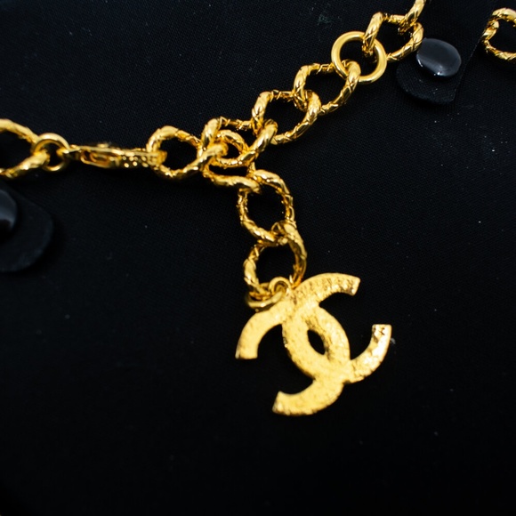 Chanel Pre-Fall 2019 Serpent Necklace - Picture 6 of 8